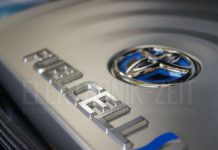 Brennstoffzellenauto_Toyota Wasserstoffauto_F-CELL_Fuel-Cell_Brennstoffzellenauto-Motor